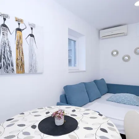 Smile Apartment
